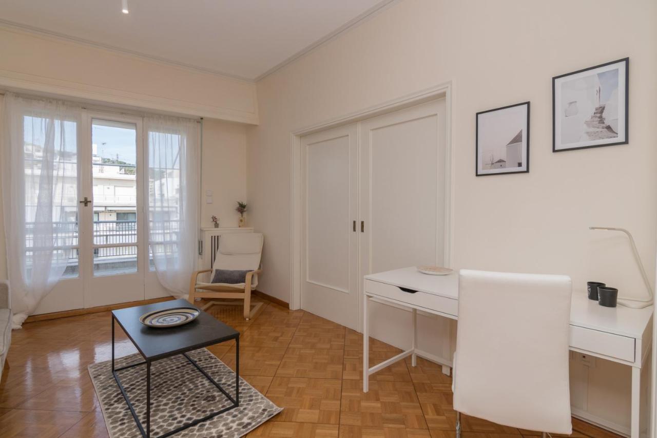 Phaedrus Living: City Center Flat Michalakopoulou Атина Екстериор снимка