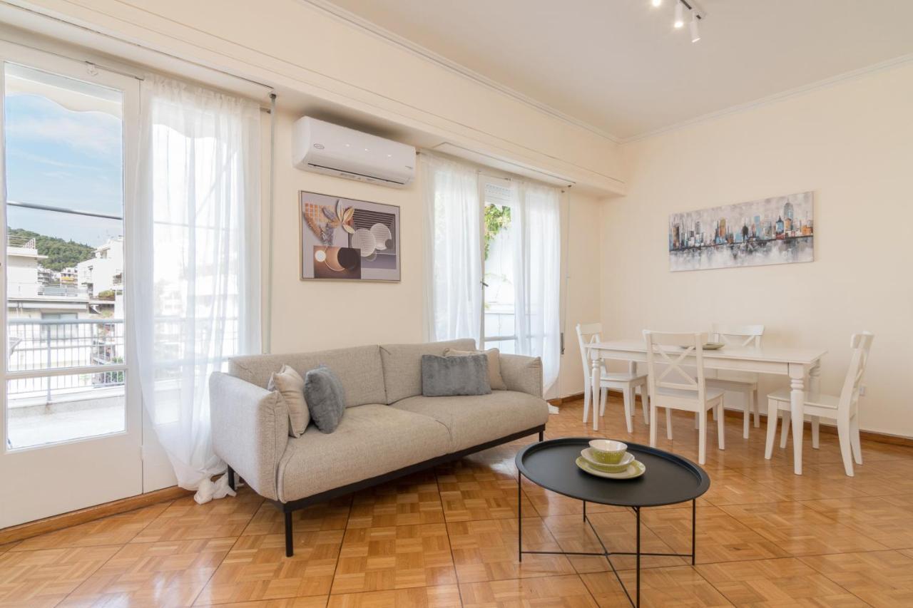 Phaedrus Living: City Center Flat Michalakopoulou Атина Екстериор снимка