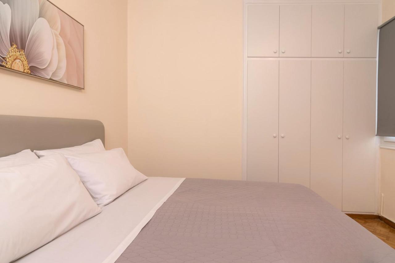 Phaedrus Living: City Center Flat Michalakopoulou Атина Екстериор снимка